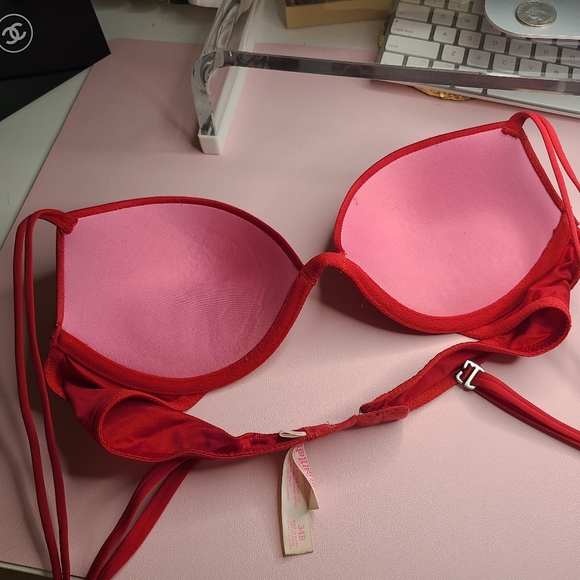 Victoria Secret Sexy Red Push Up Bra - Picture 5 of 6